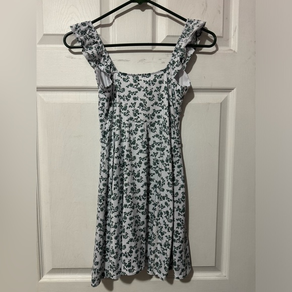 Hollister sundress - Picture 2 of 3